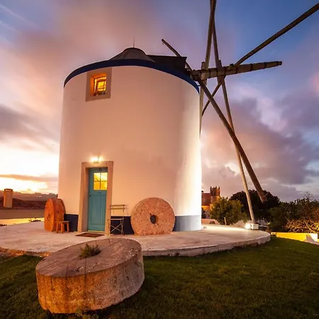 Willa The Indigo Windmill Retreat