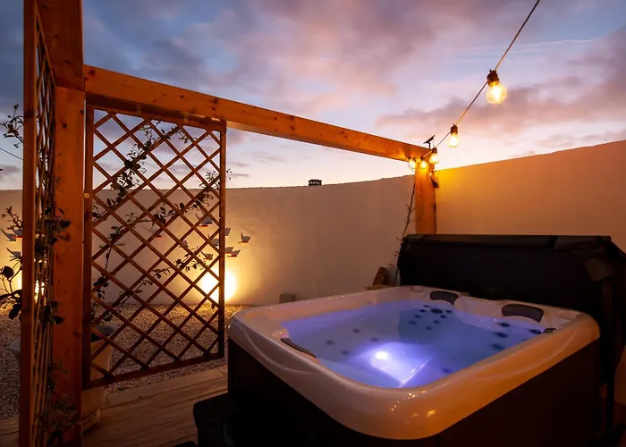 The Indigo Windmill Retreat * Lourinhã